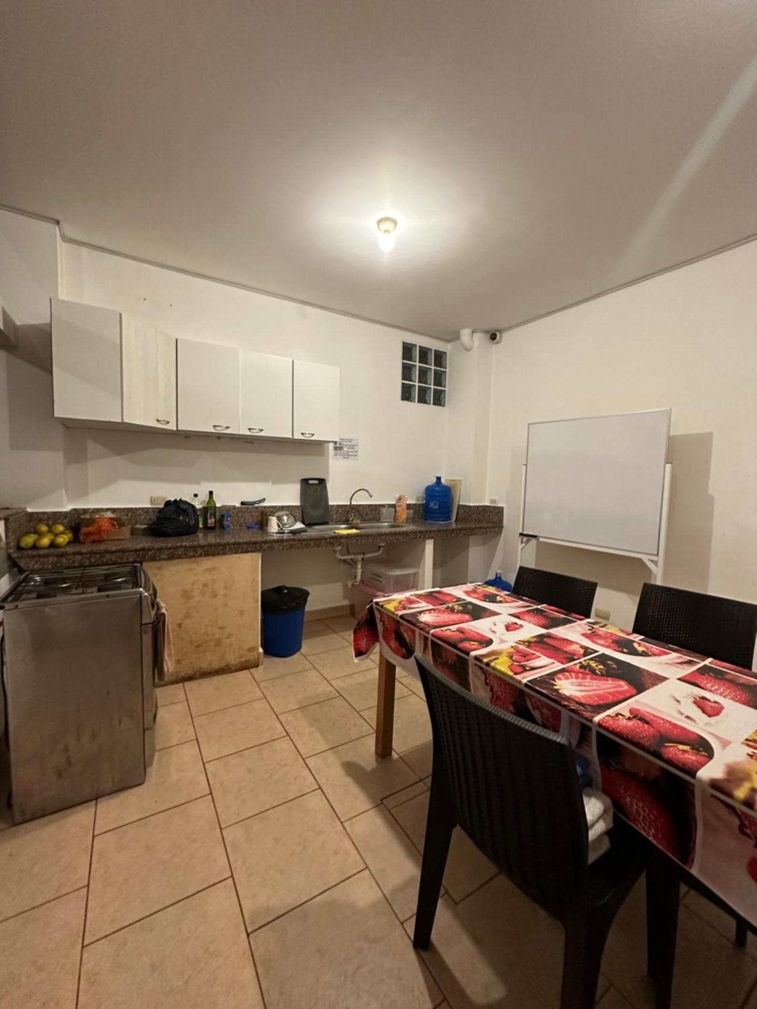 Hostal Yaku Montañita Esterno foto