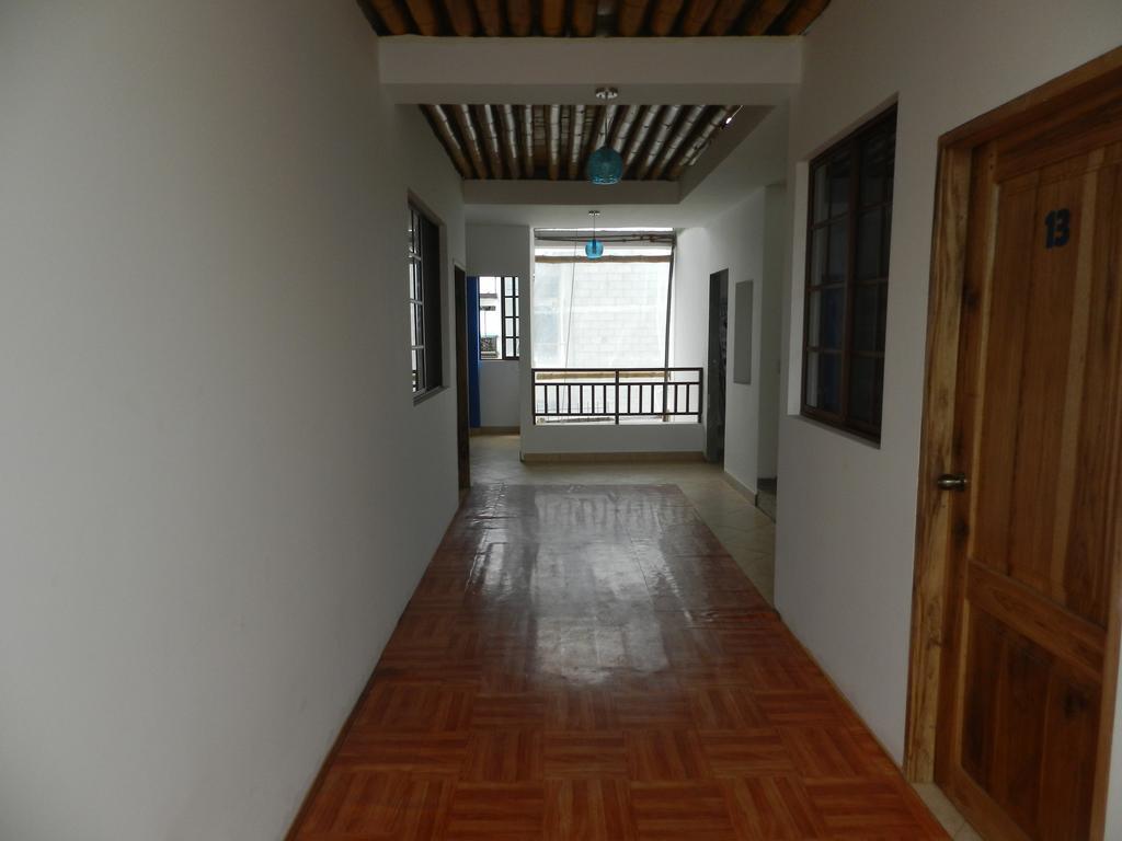 Hostal Yaku Montañita Esterno foto