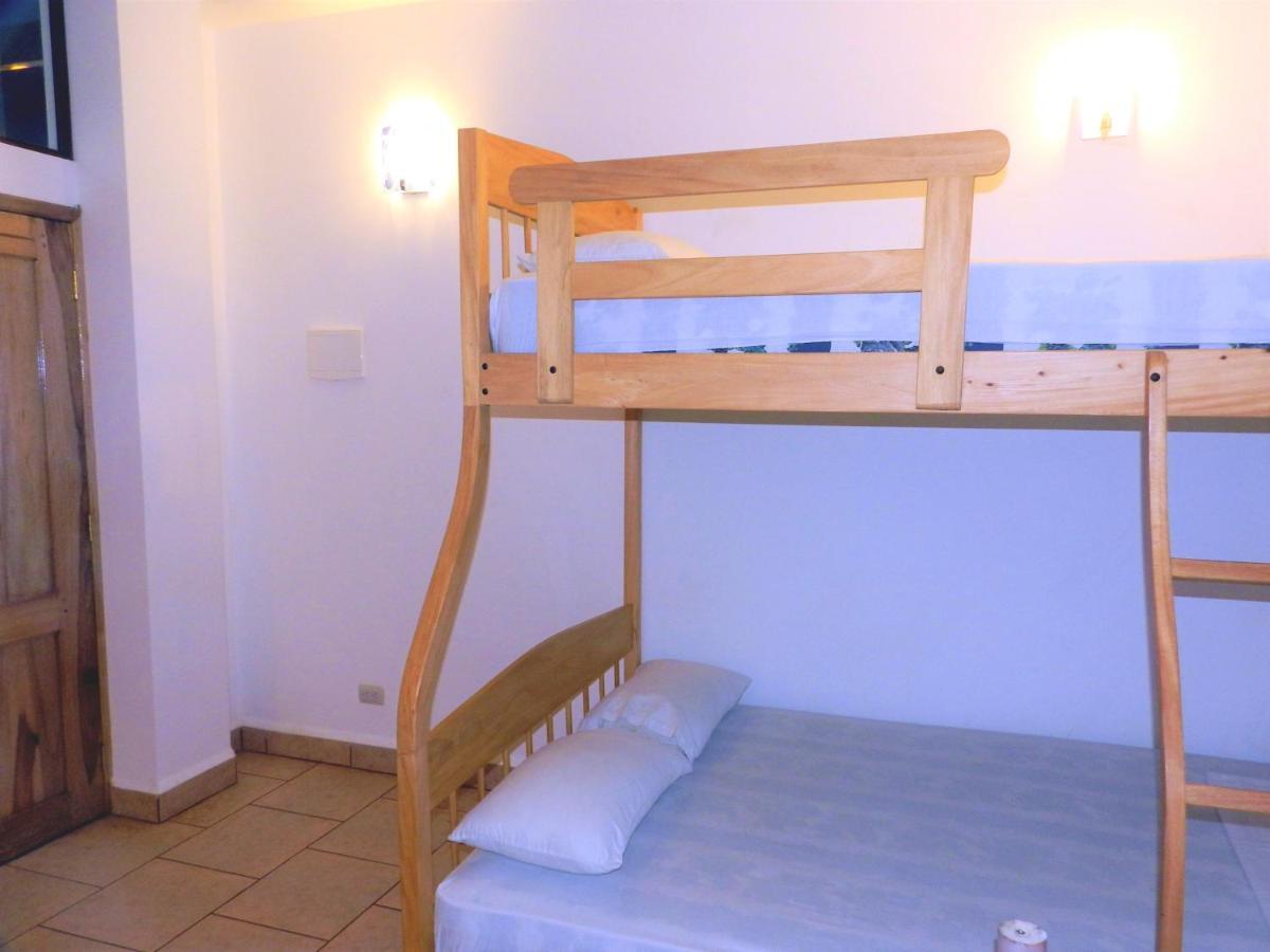 Hostal Yaku Montañita Esterno foto