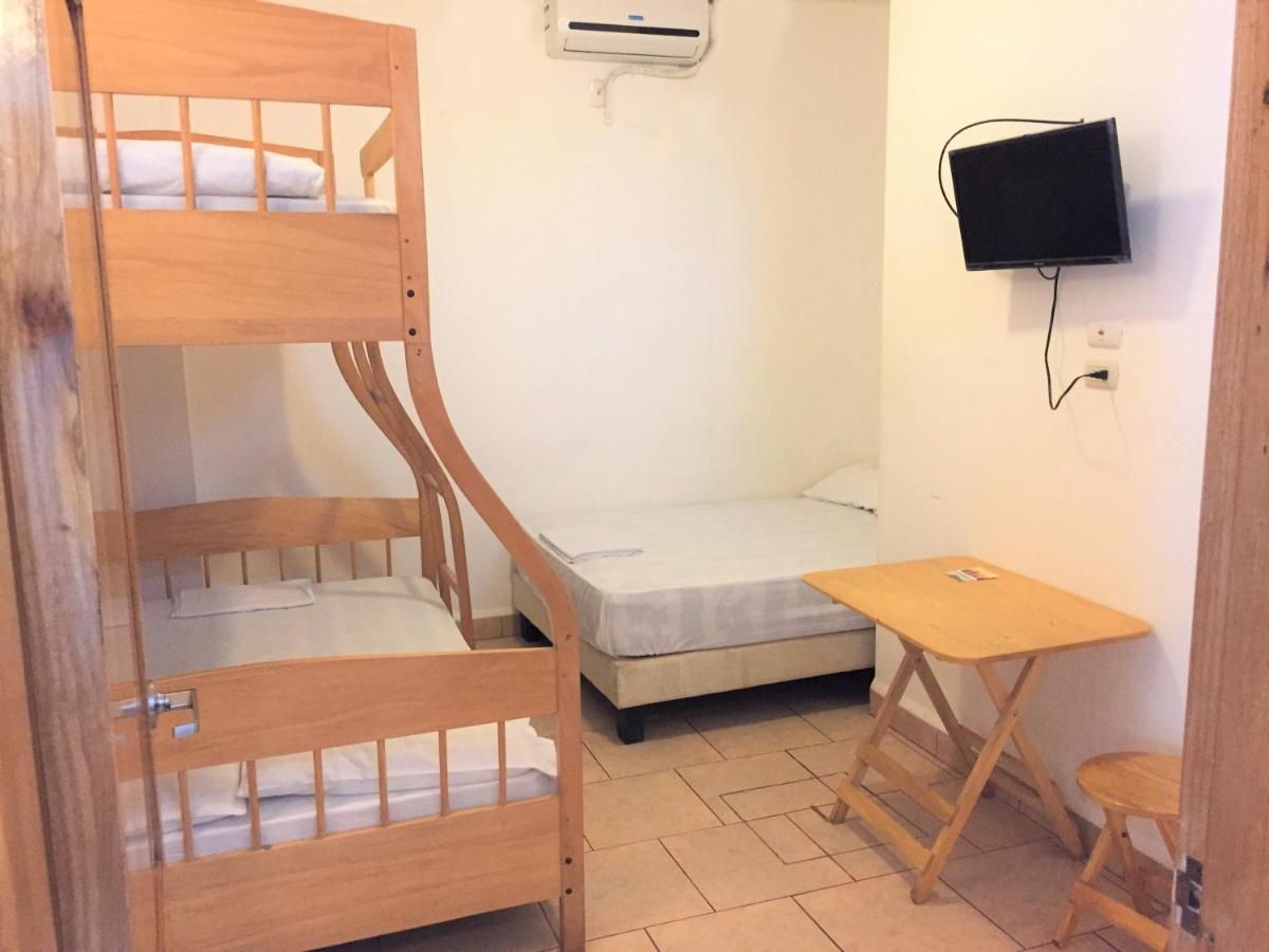 Hostal Yaku Montañita Esterno foto