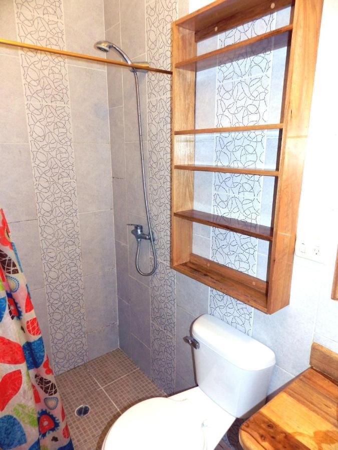 Hostal Yaku Montañita Esterno foto